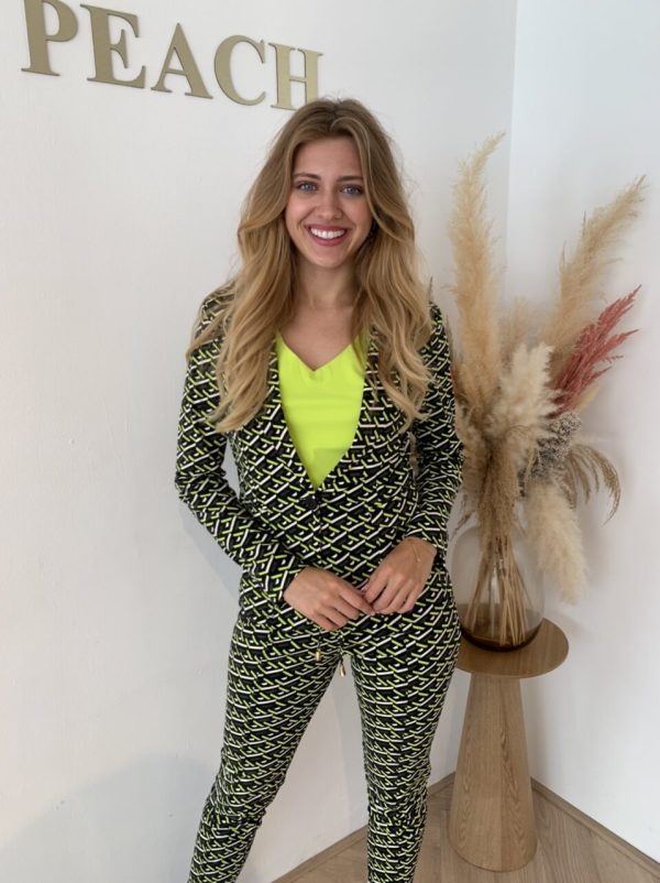 Aime Balance | Nikki Dress - Retro Print - Blazer van Travelstof