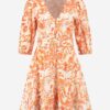 NIKKIE - Rachel Structure Dress - Sun Orange/Cream - Kwaliteit