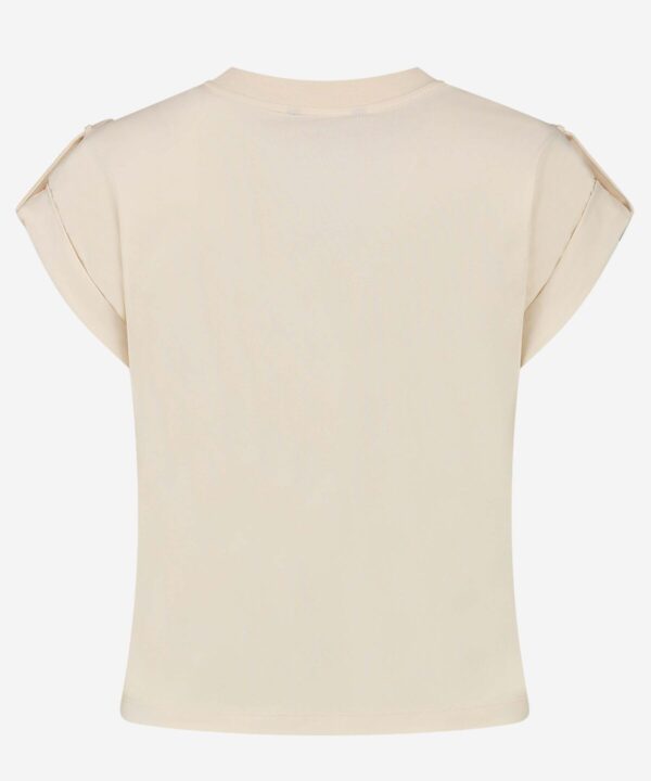 NIKKIE - Epaulette Plate T-shirt - Cream - Dames