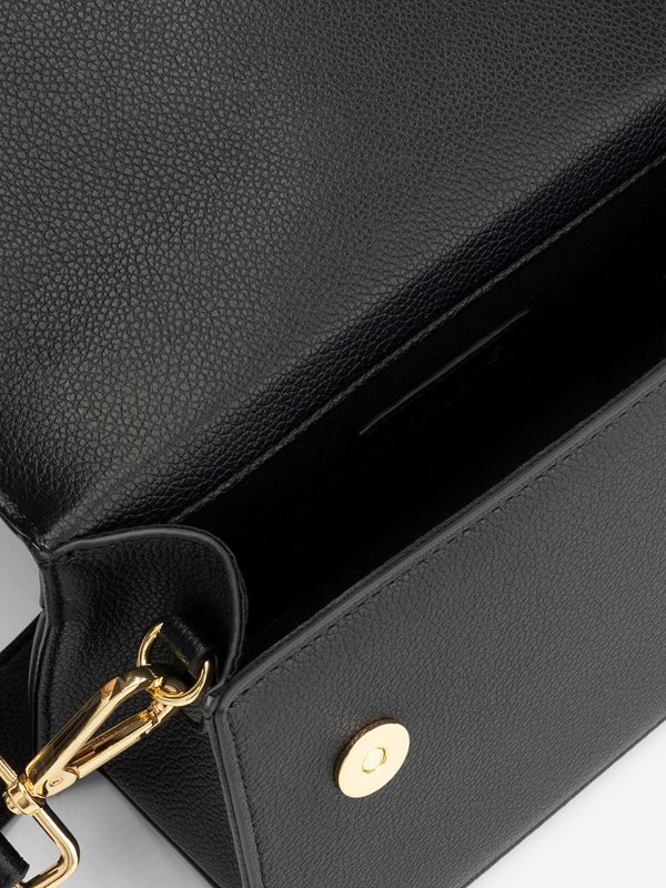 Madam Peach | NIKKIE - Daxton Shoulderbag - Black