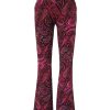 Aime Balance - Loes Flared - Flora - Travelstof | Morgen in huis Travelstof broek Bloemen print Dames Roze Zwart