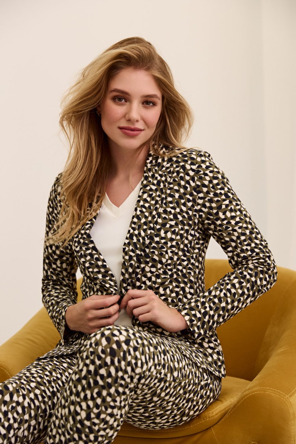 Lady Day | Tokyo Trouser - Dippin dot - Comfortabele damesbroek Travelstof broek in dessin voor dames