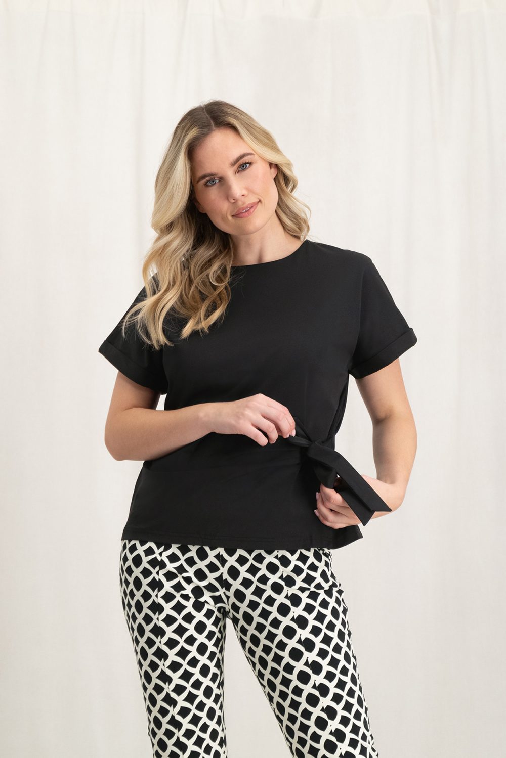 Aime Balance | Negin Top - Black- Travelstof