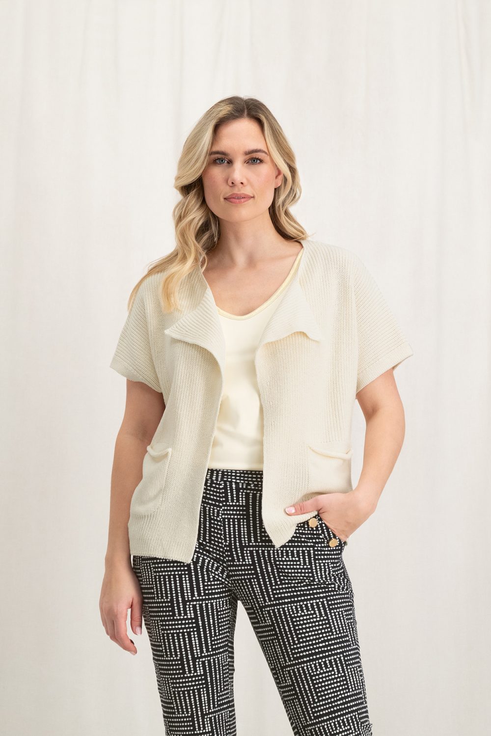 Aime - Jade Vest - Latte | Travelstof
