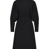 Lady Day - Camilla - Black - Travelstof - Morgen in huis - Jurk - Zwart - Dameskleding