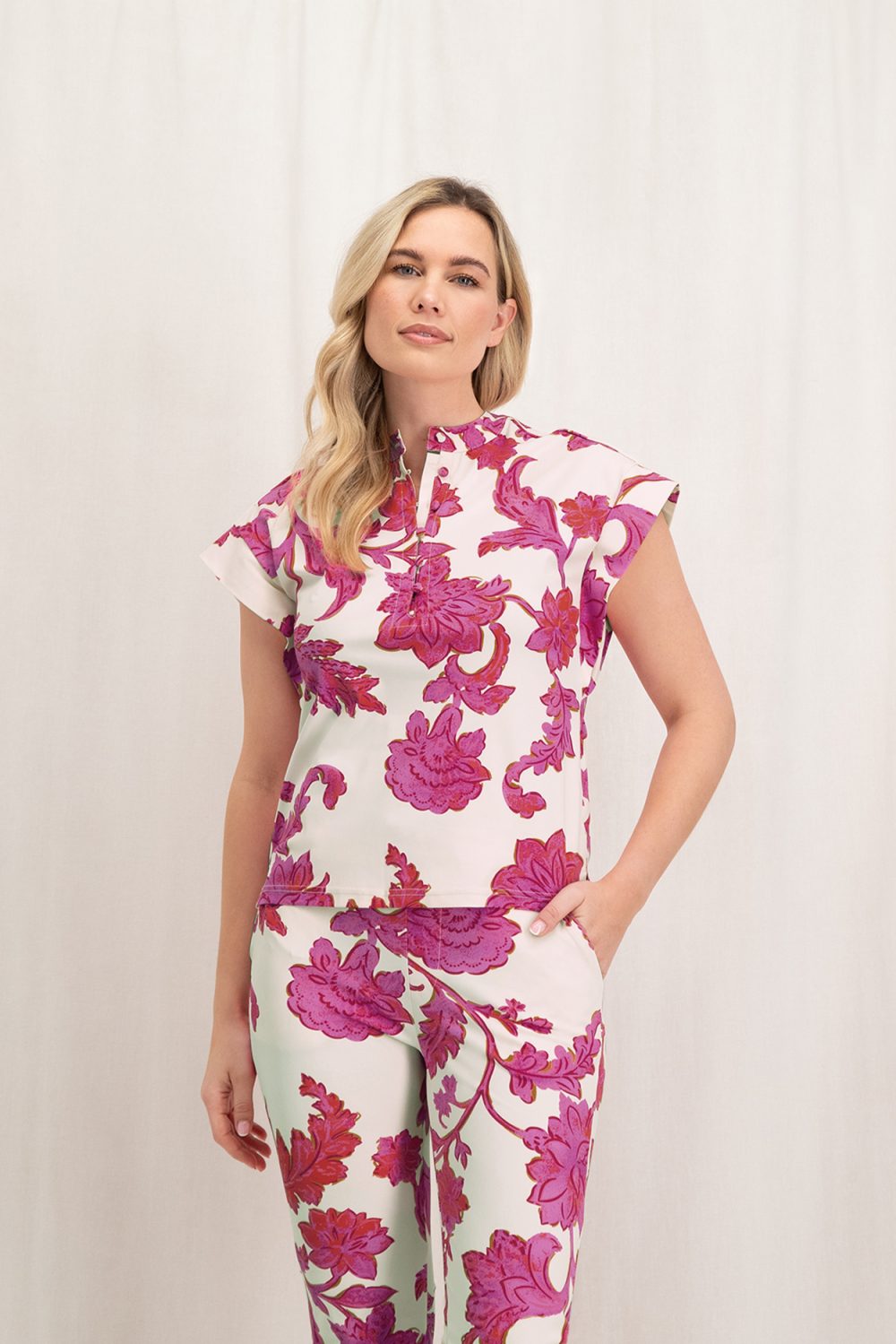 Aime - Carly Top - Flower Garden Print