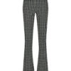 Lady Day - Poppy Flared - Mystic Check Print - Travelstof - Damesbroek - Trouser - Broek - Zwart Wit Geblokt - Black White - Uitlopende pijp.