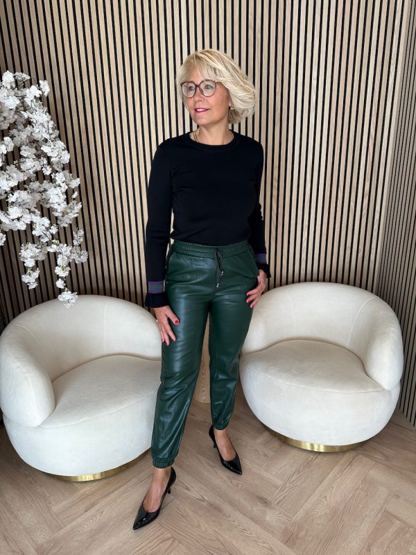 Lady Day - JoJo Trouser - Mystic Green - Travelstof - Damesbroek - donkergroen - Leer - Leren broek - Leather.