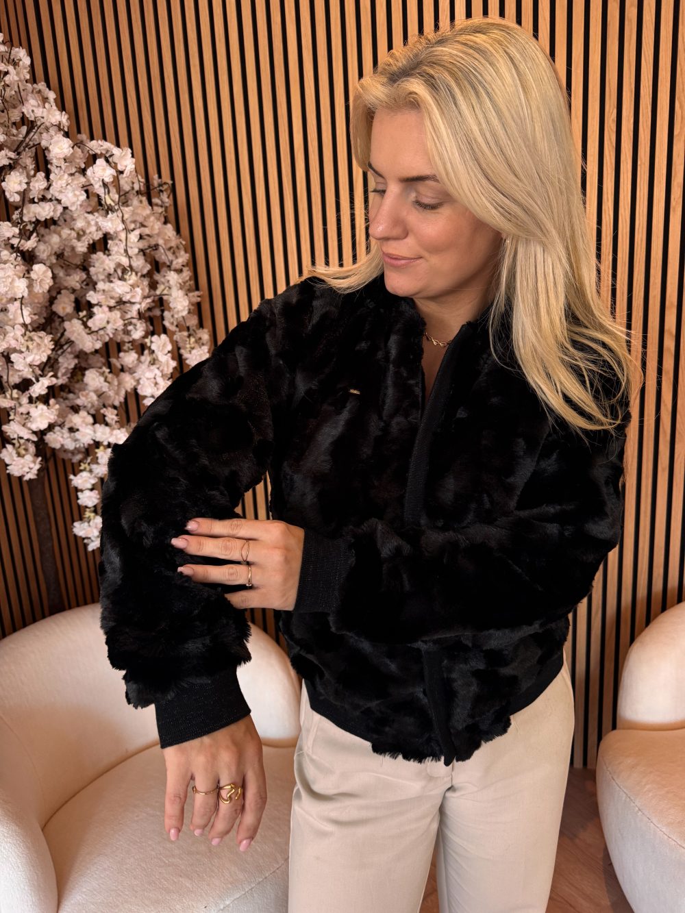 ZIP73 - Bomber Teddy Black