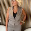Red Button - Waistcoat Punta Pinstripe - Warm Taupe