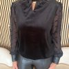 ZIP73 - Twisted Collar Top Black Velvet