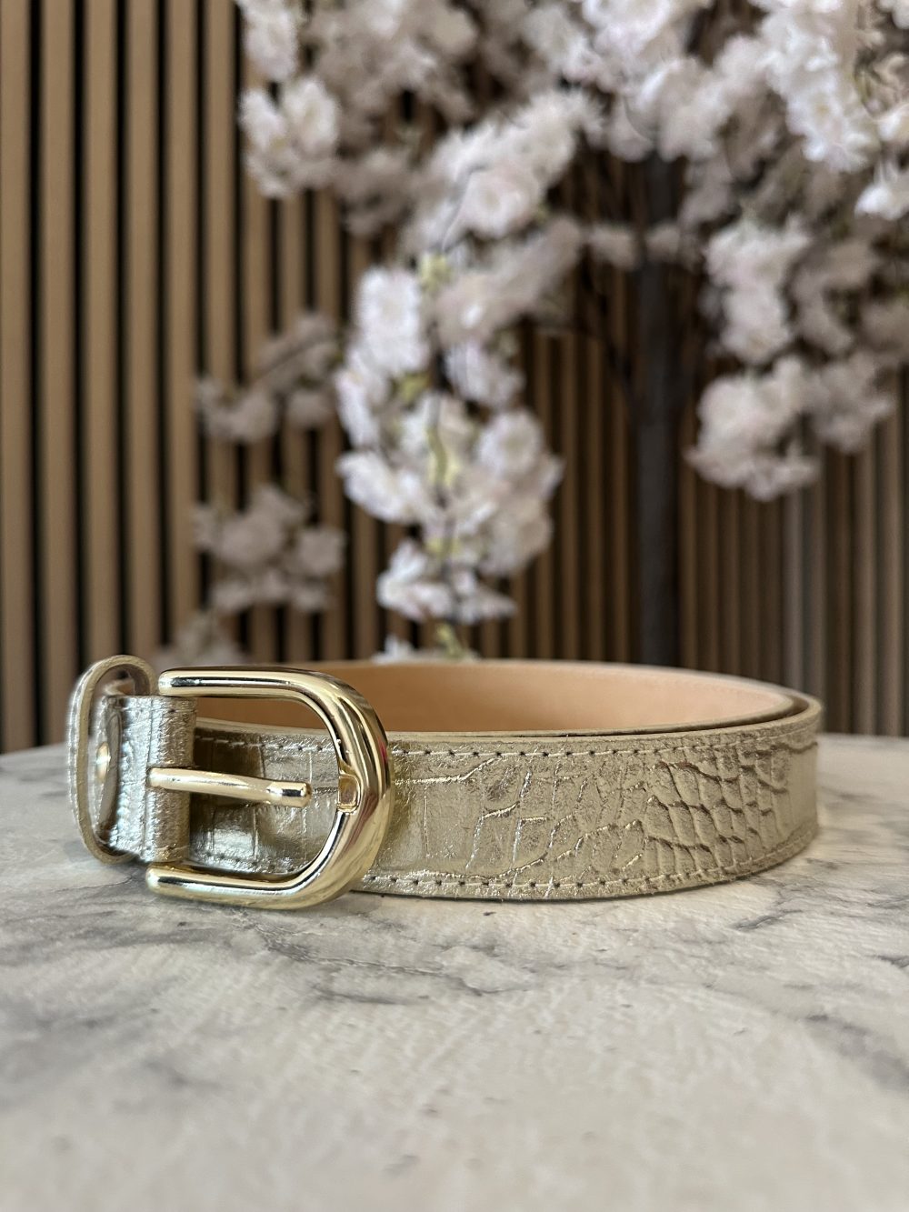 Madam Peach - Riem - Gold