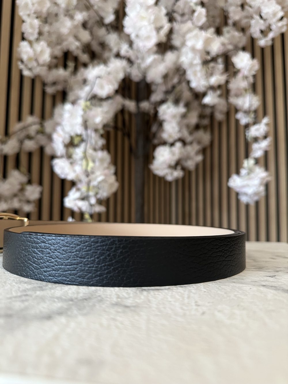 Madam Peach - Riem - Black