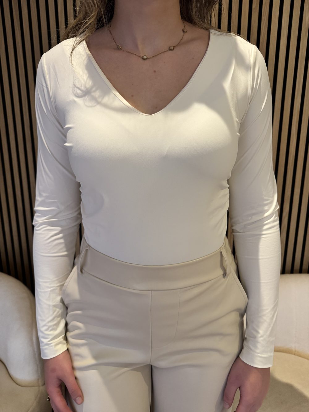 Lady Day - Arly-V Top - Wool White