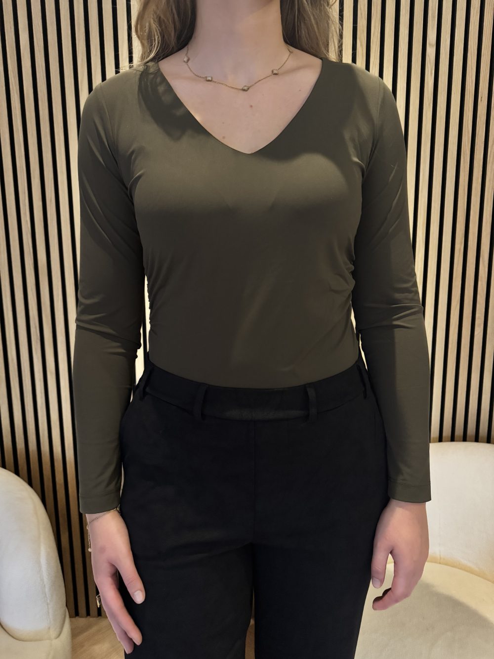 Lady Day - Arly-V Top - Dark Olive