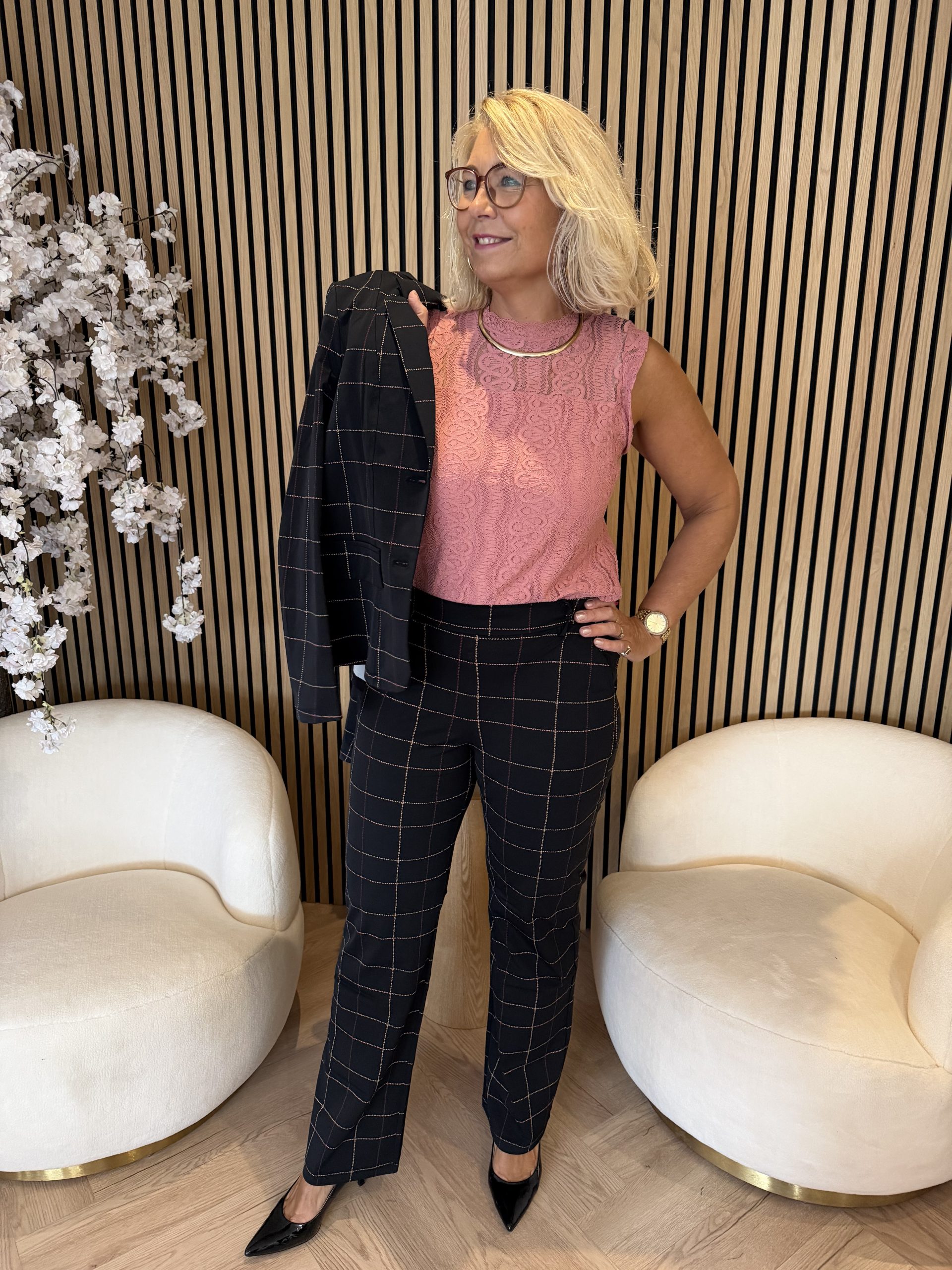 Mi Piace - Blazer Check Herringbone Print - Black | Burgundy & Mi Piace - Trousers Check Herringbone - Black | Burgundy