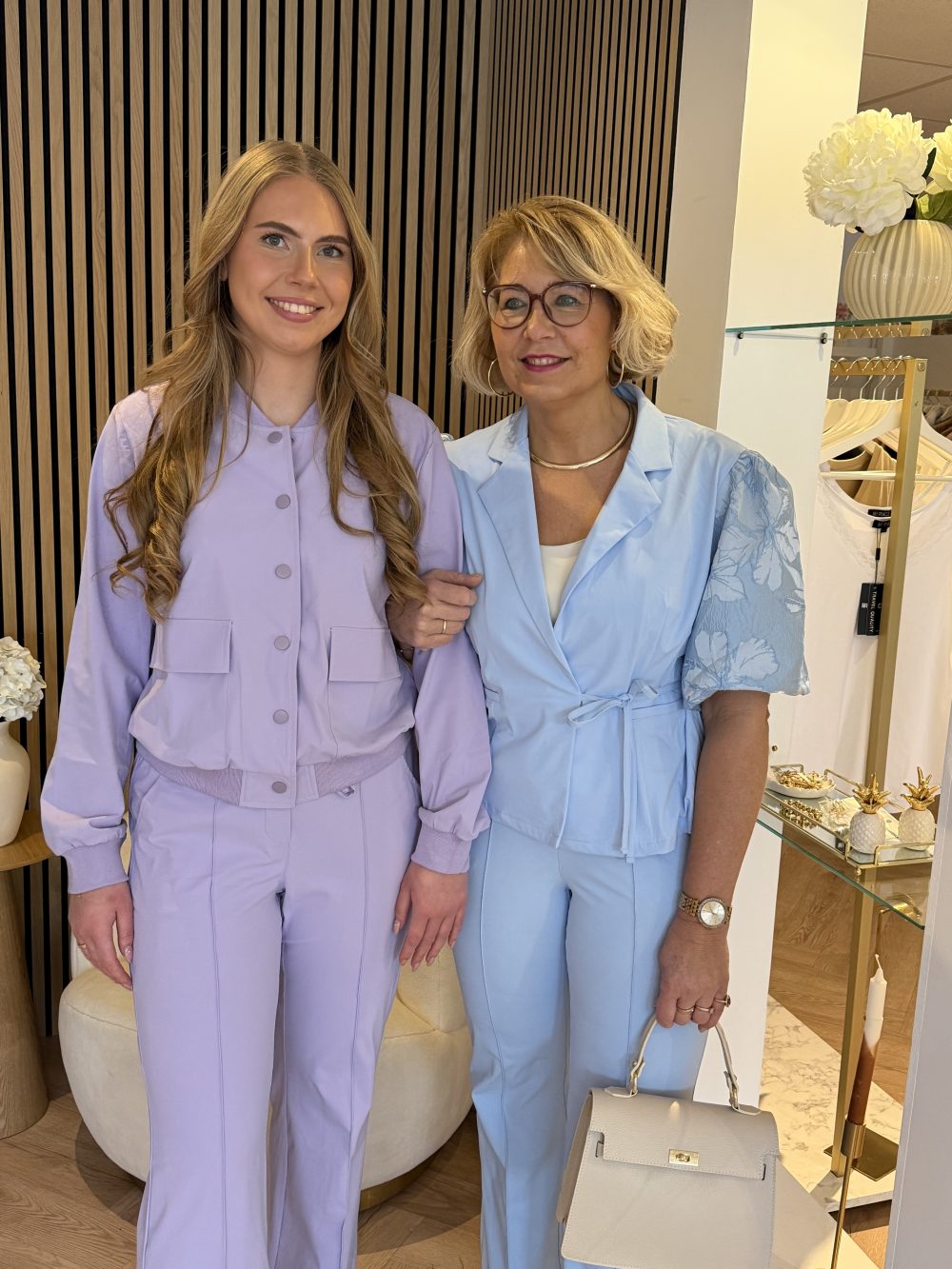 Triple Nine - Blazer short sleeves cross body with satin fabric - L.Blue