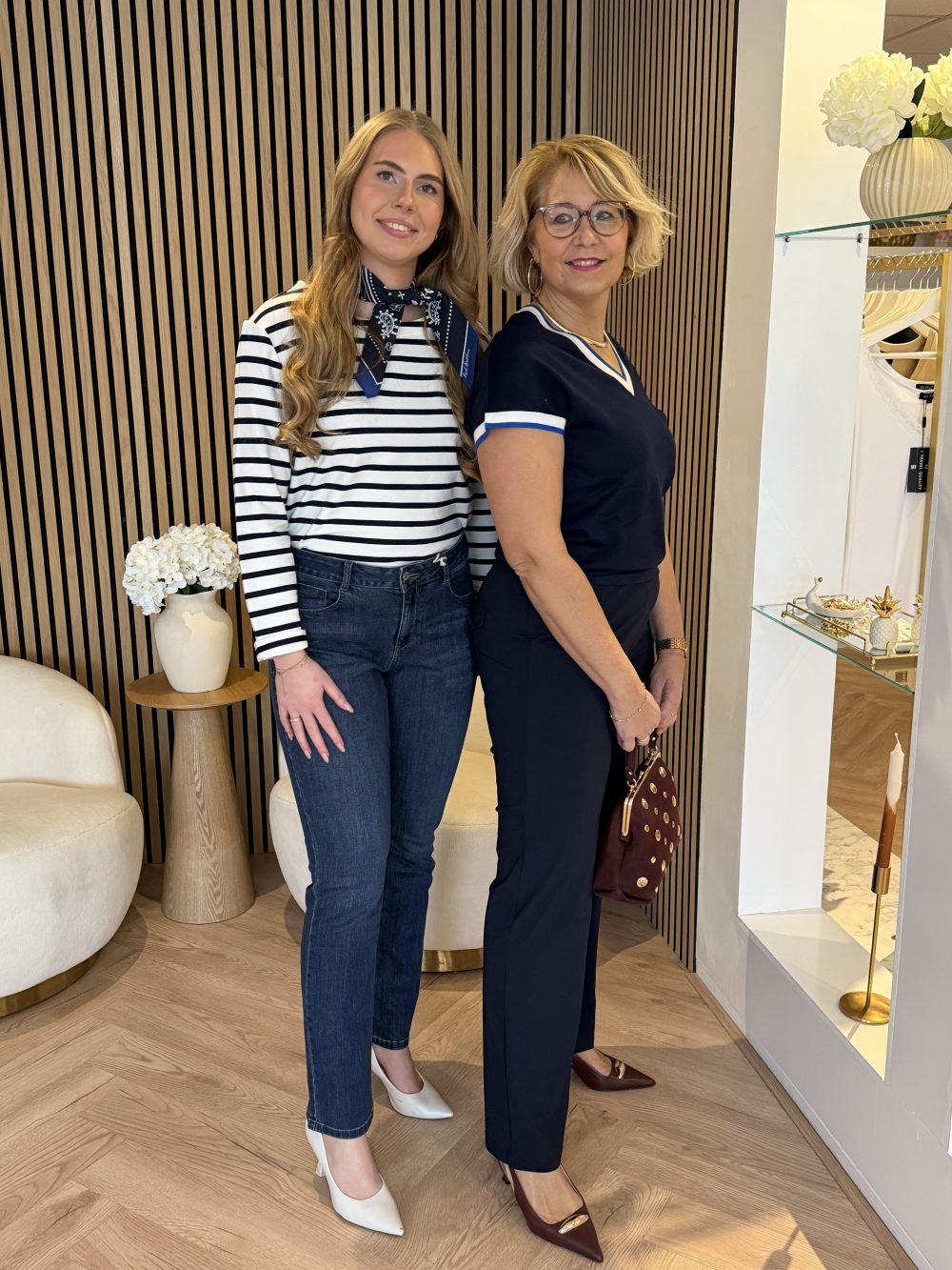 Red Button - Jerry V-neck Striped Rib - darkblue