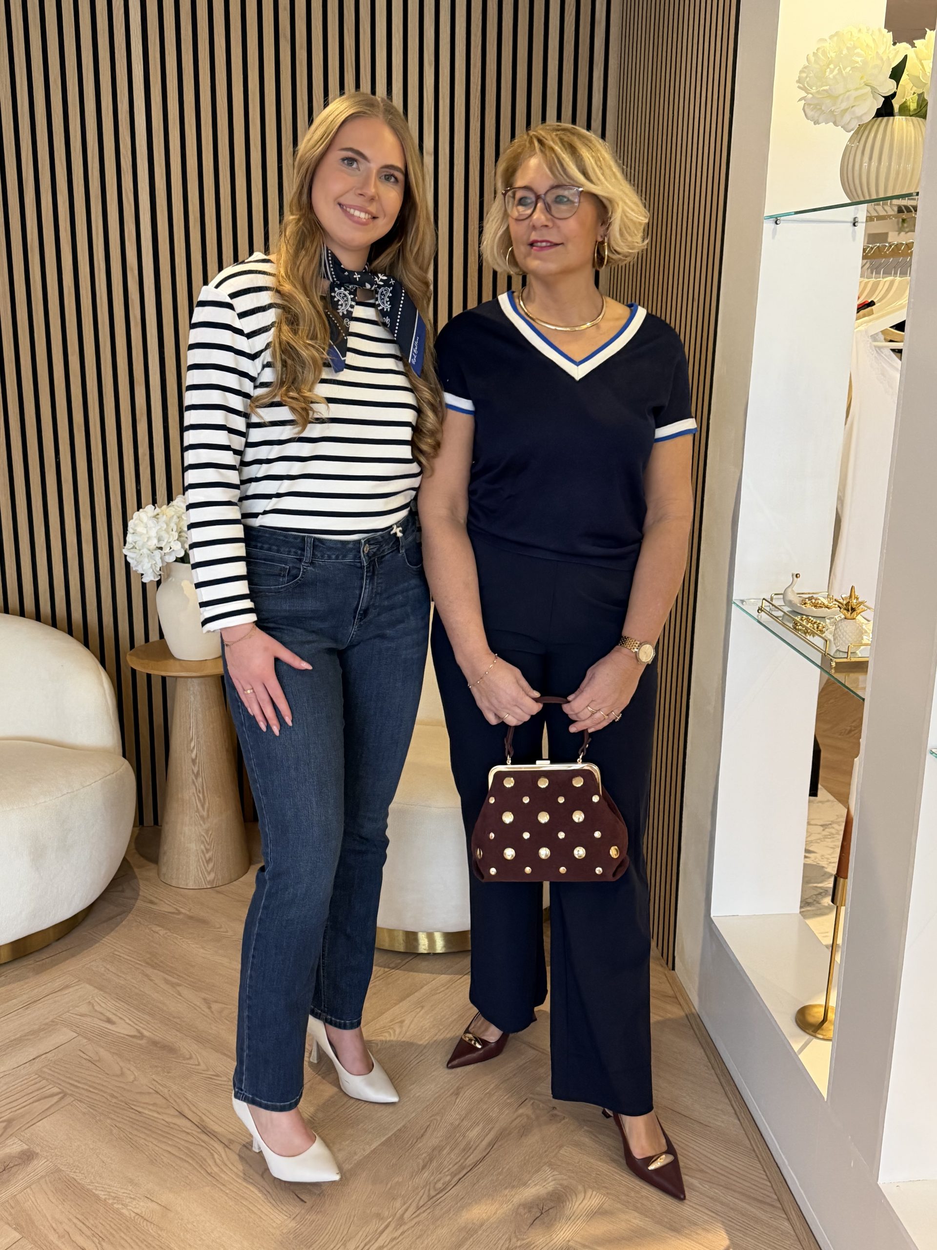 Red Button - Jerry V-neck Striped Rib - darkblue