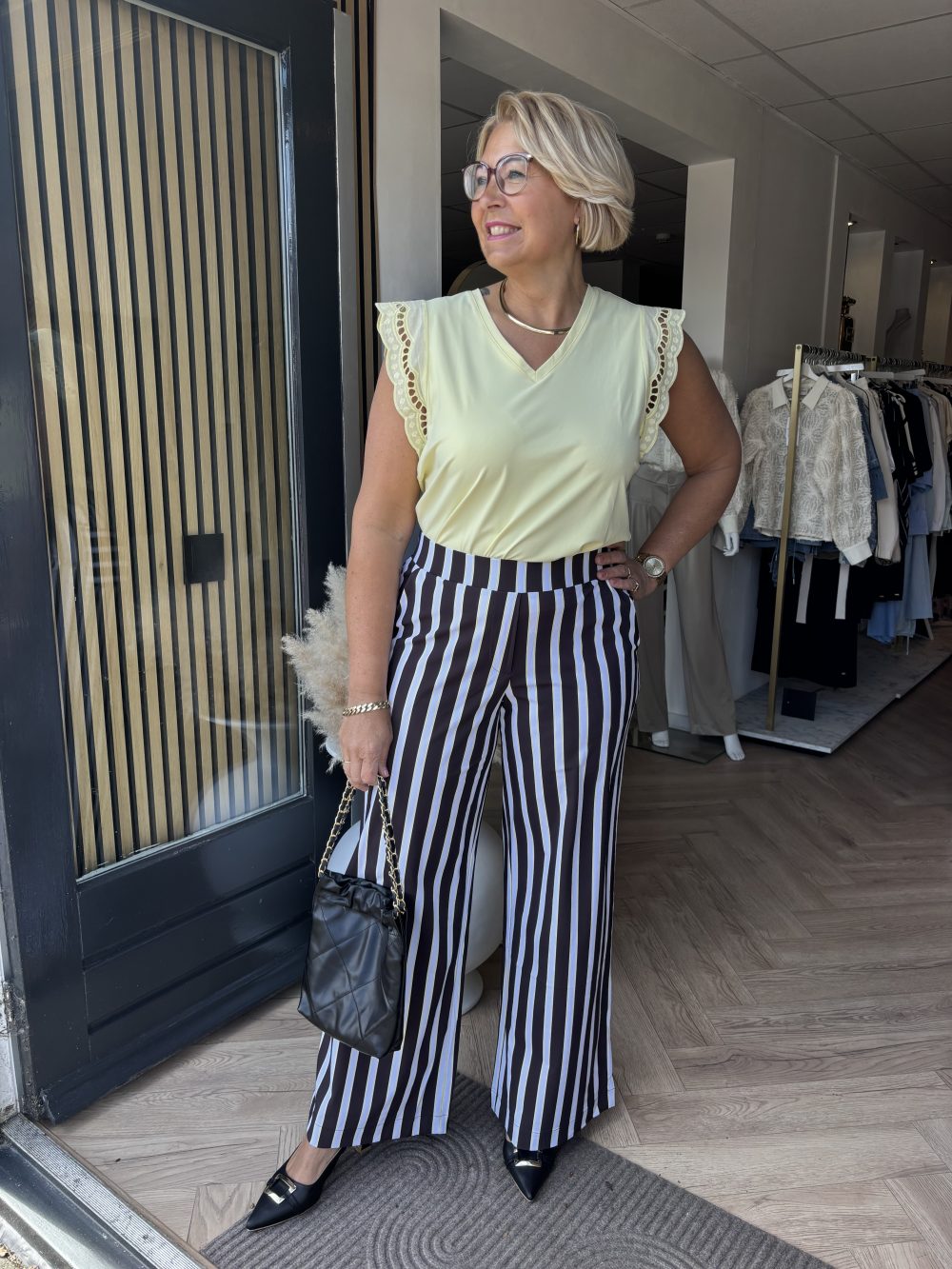 Lady Day - Lake Top - Butter yellow