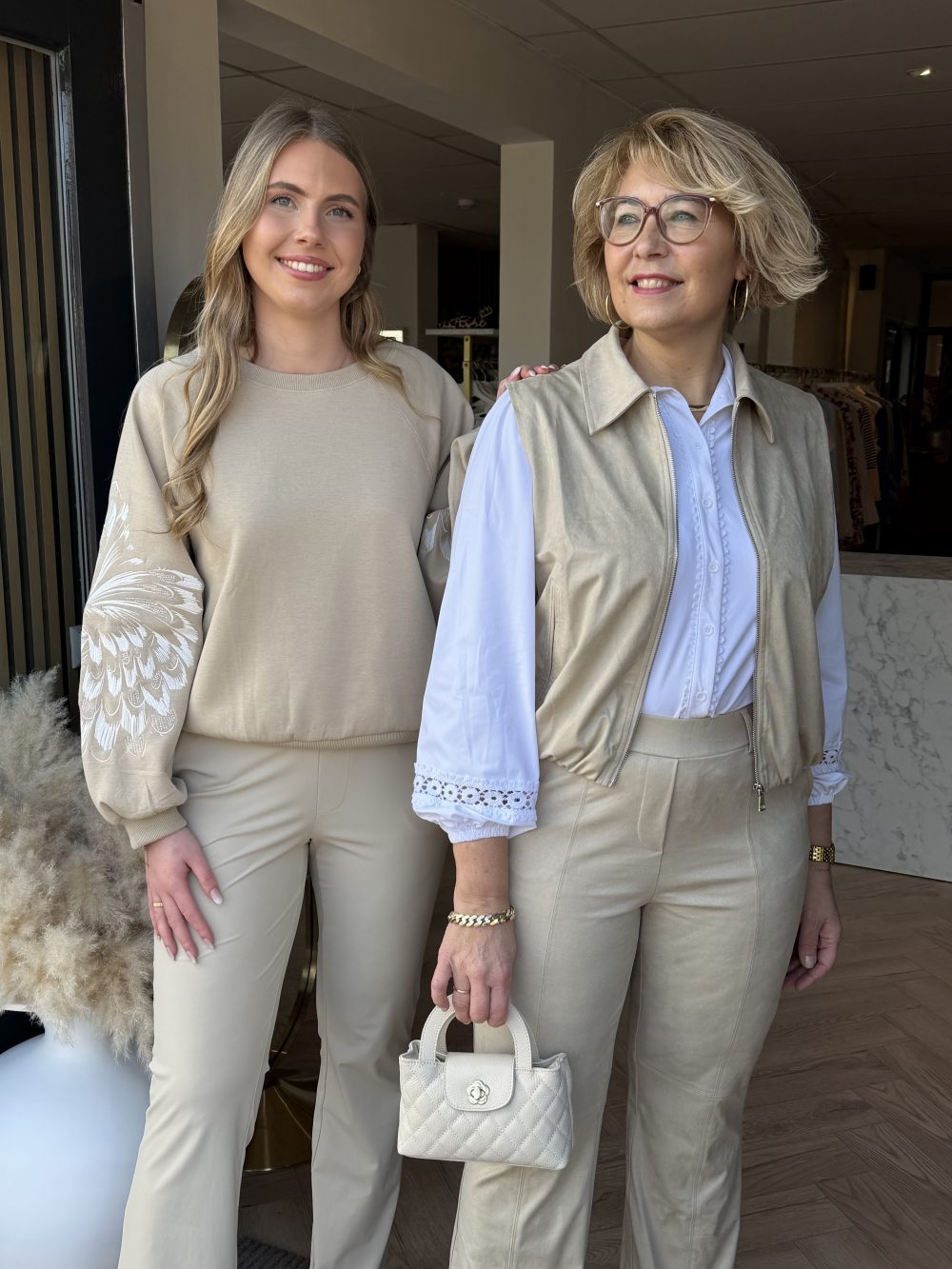 Lady Day - Coby Sweater - Sand