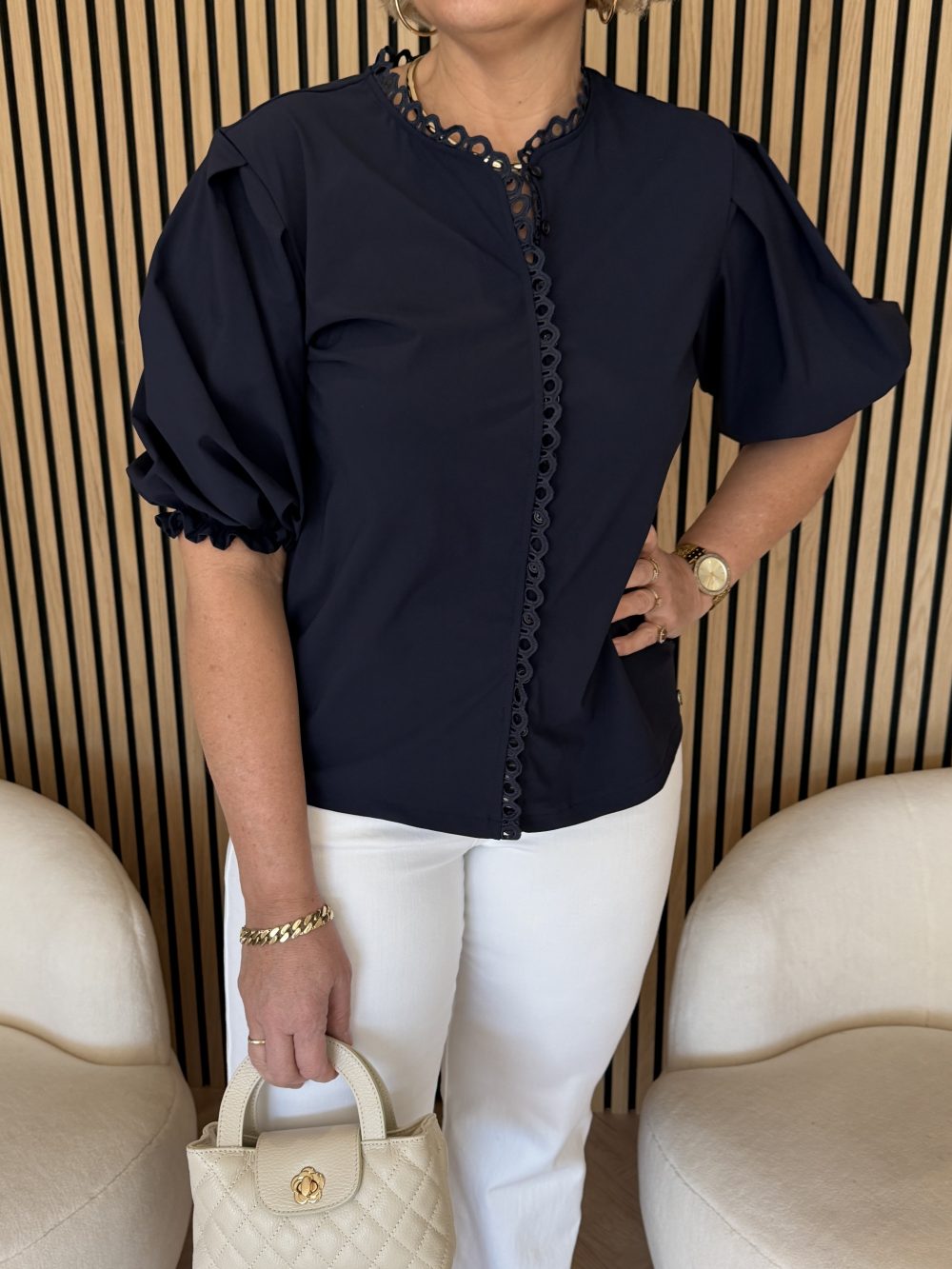 Triple Nine - Blouse with round laces short sleeves - Navy