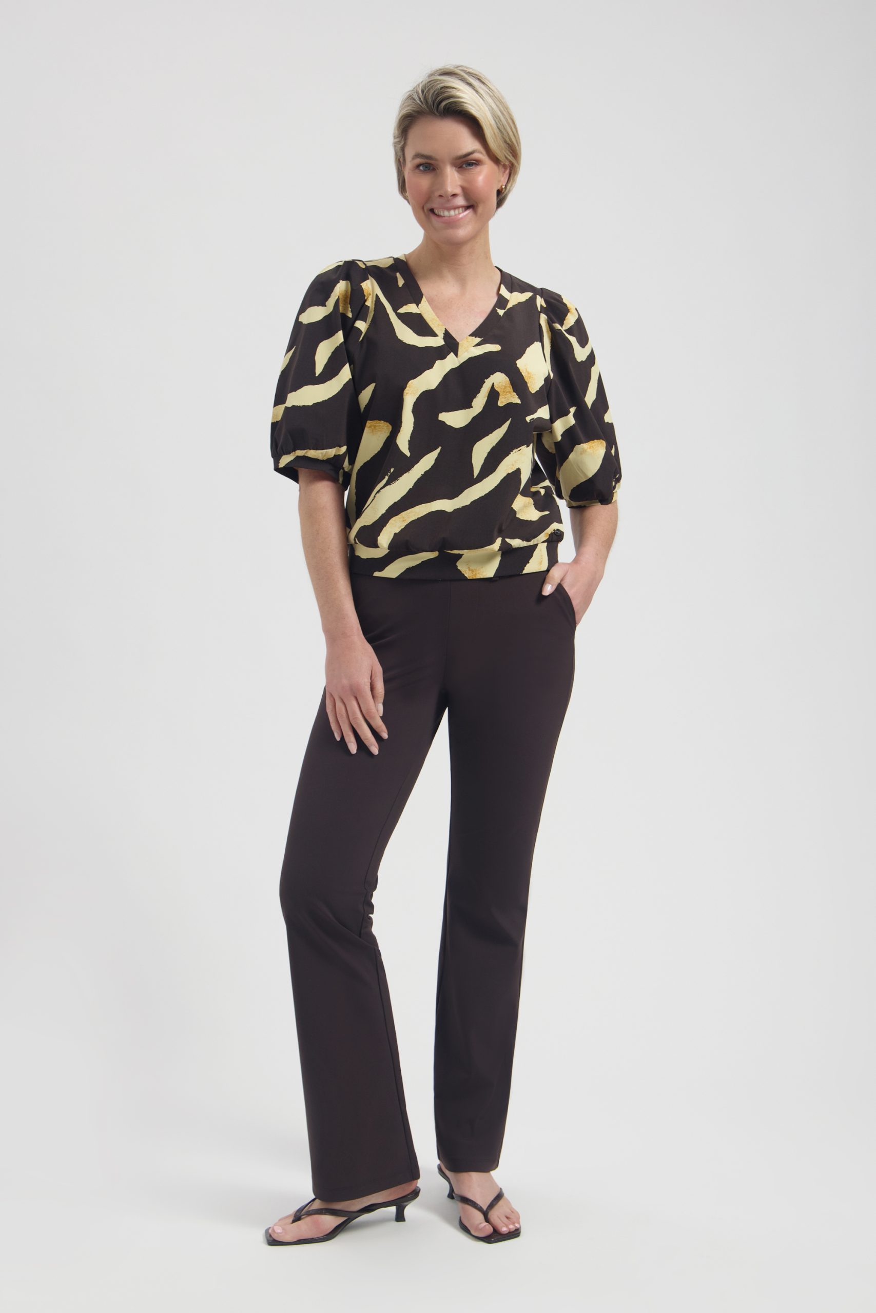 Lady Day - Amie-V Top - Pania print