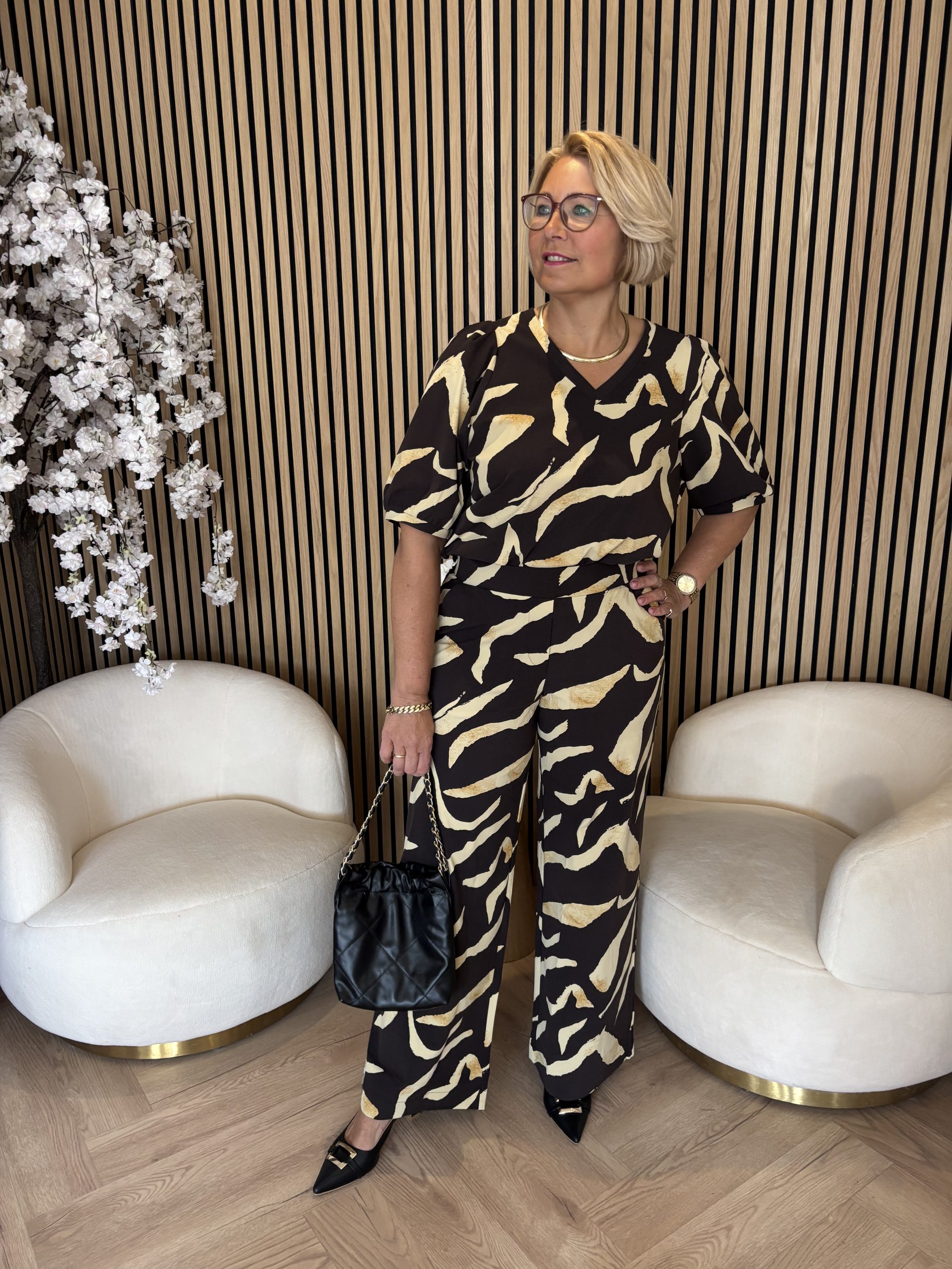 Lady Day - Amie-V Top - Pania print