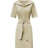 Triple Nine - Dress with broad collar and belt - Beige | Morgen in huis!