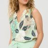 Mi Piace - Top Botanical Print - Pistachio