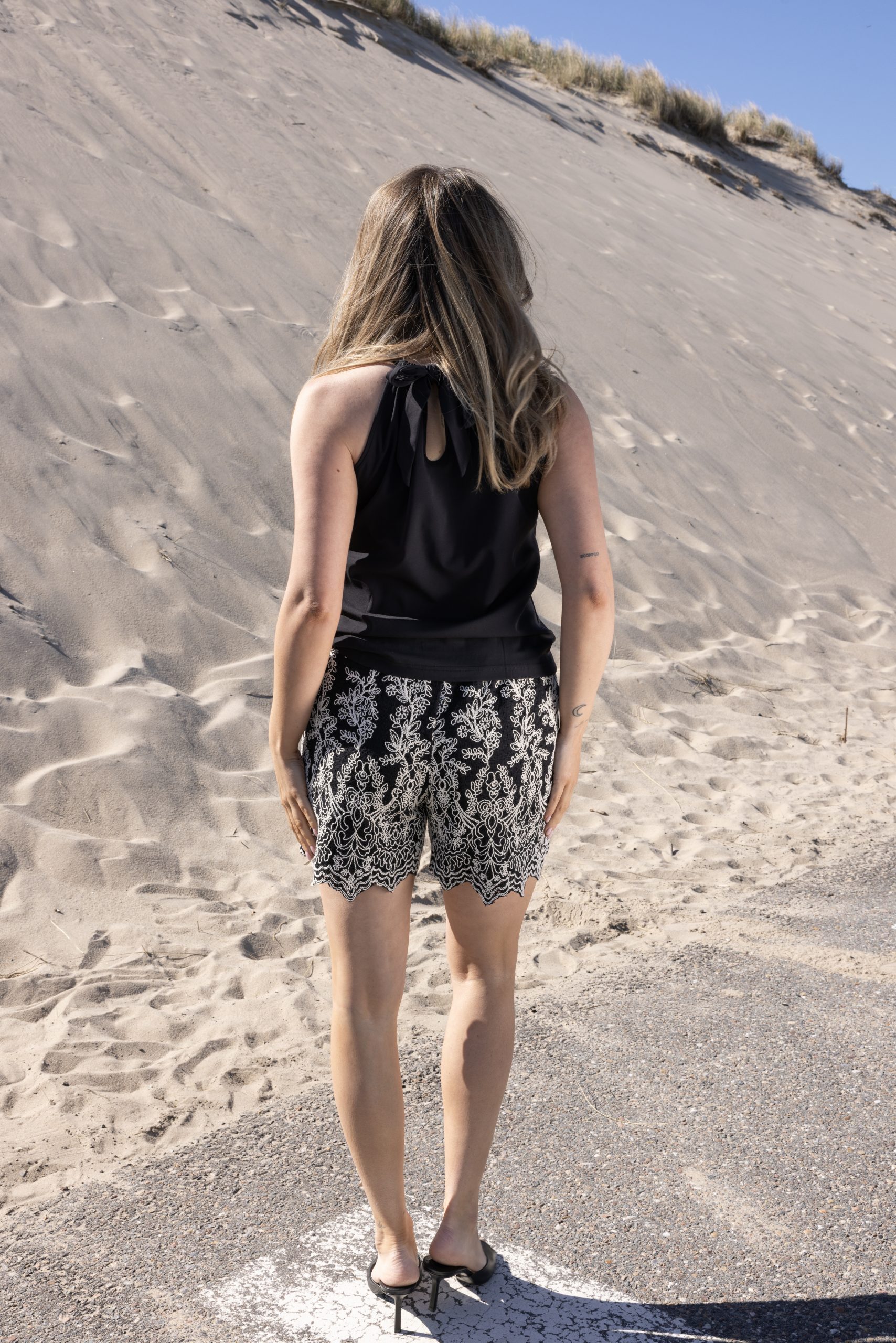 Kimara - Rosan Top - Black | Morgen in huis!