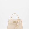 Madam Peach - Grace Palmellato - Ecru