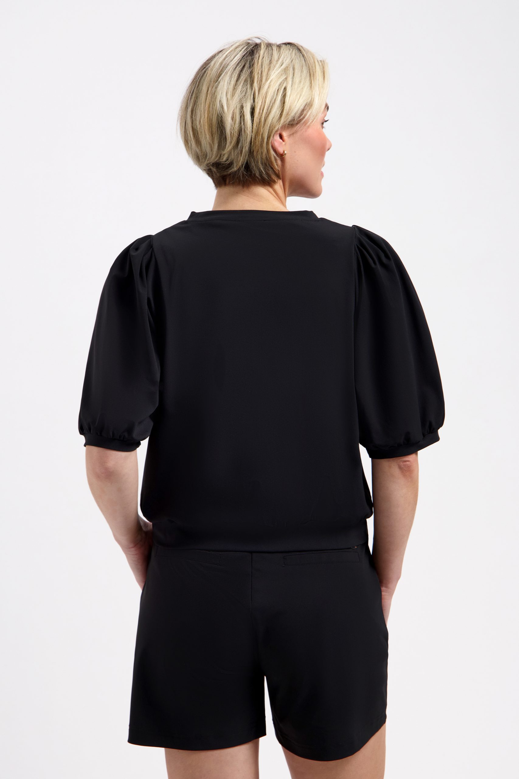 Lady Day - Amie Travelstof Top - Black