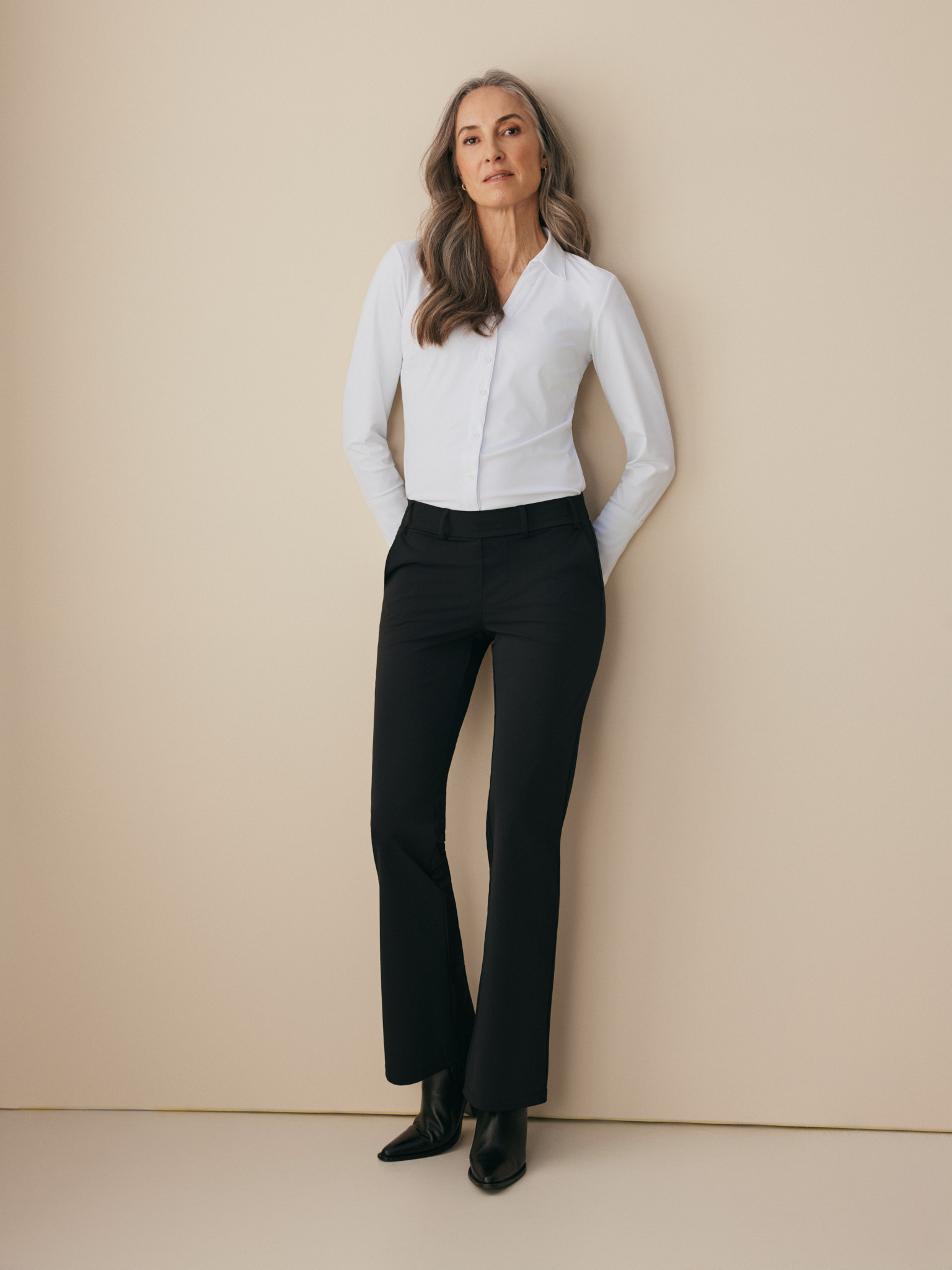 Lady Day - Poppy Flared Travel - Black
