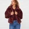 EsQualo - Coat poncho fake fur - Merlot