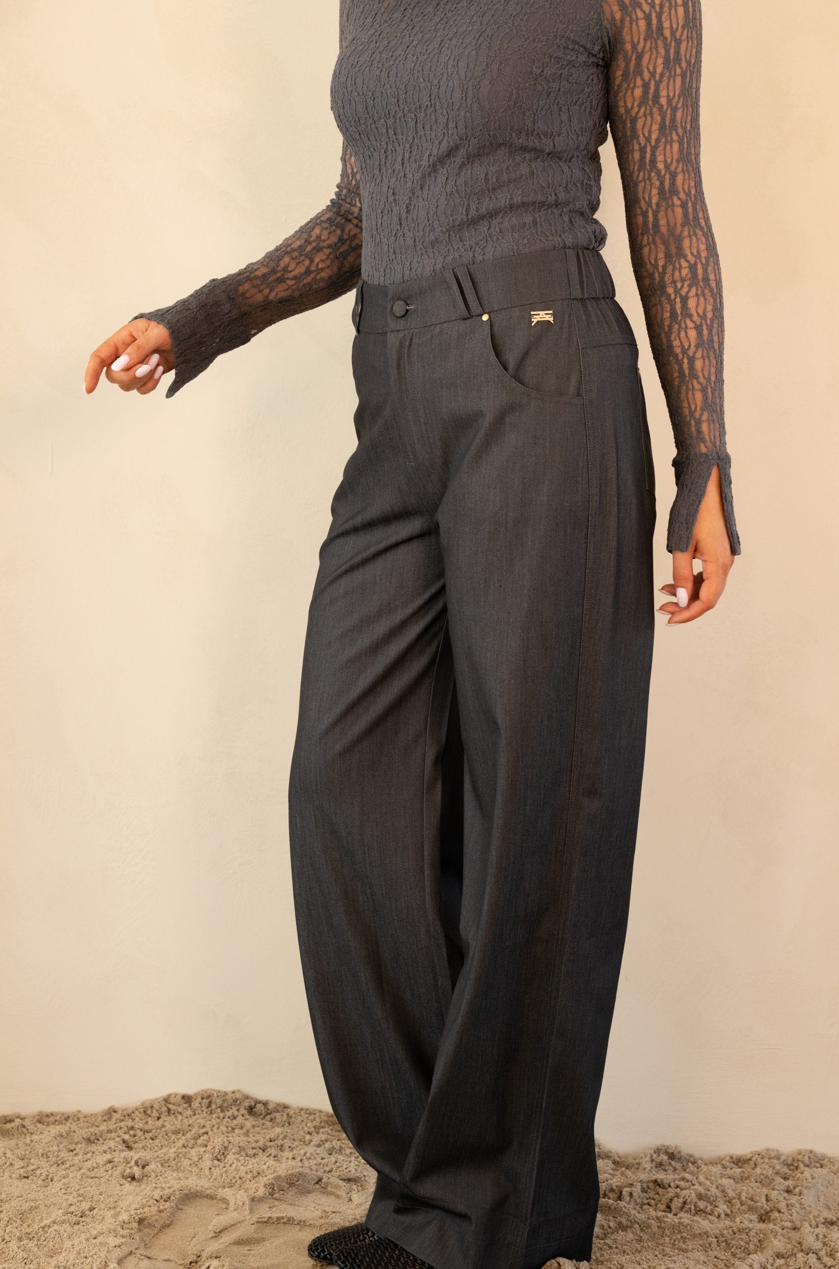Kimara - Brodi Top - Grey Souk