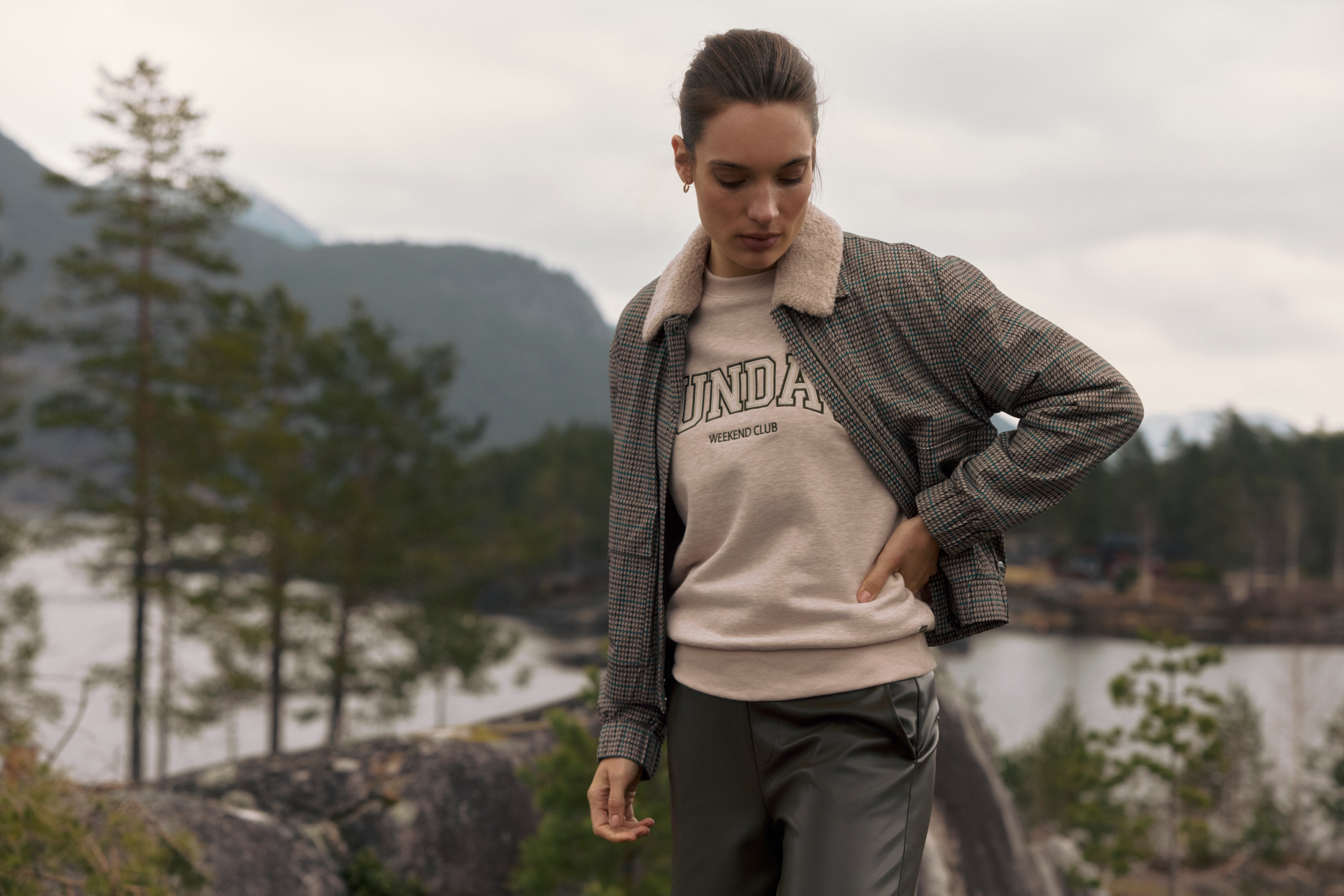 Lady Day - Sunday melange Sweater - Vanilla melange / Lady Day - Georgia Travel Jacket - Marin check print